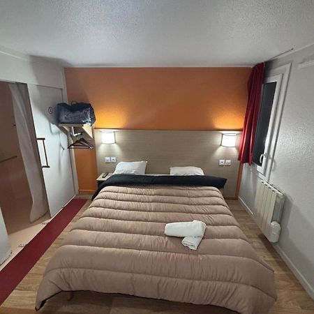 Classic Hotel - Fontenay-Trésigny Zewnętrze zdjęcie