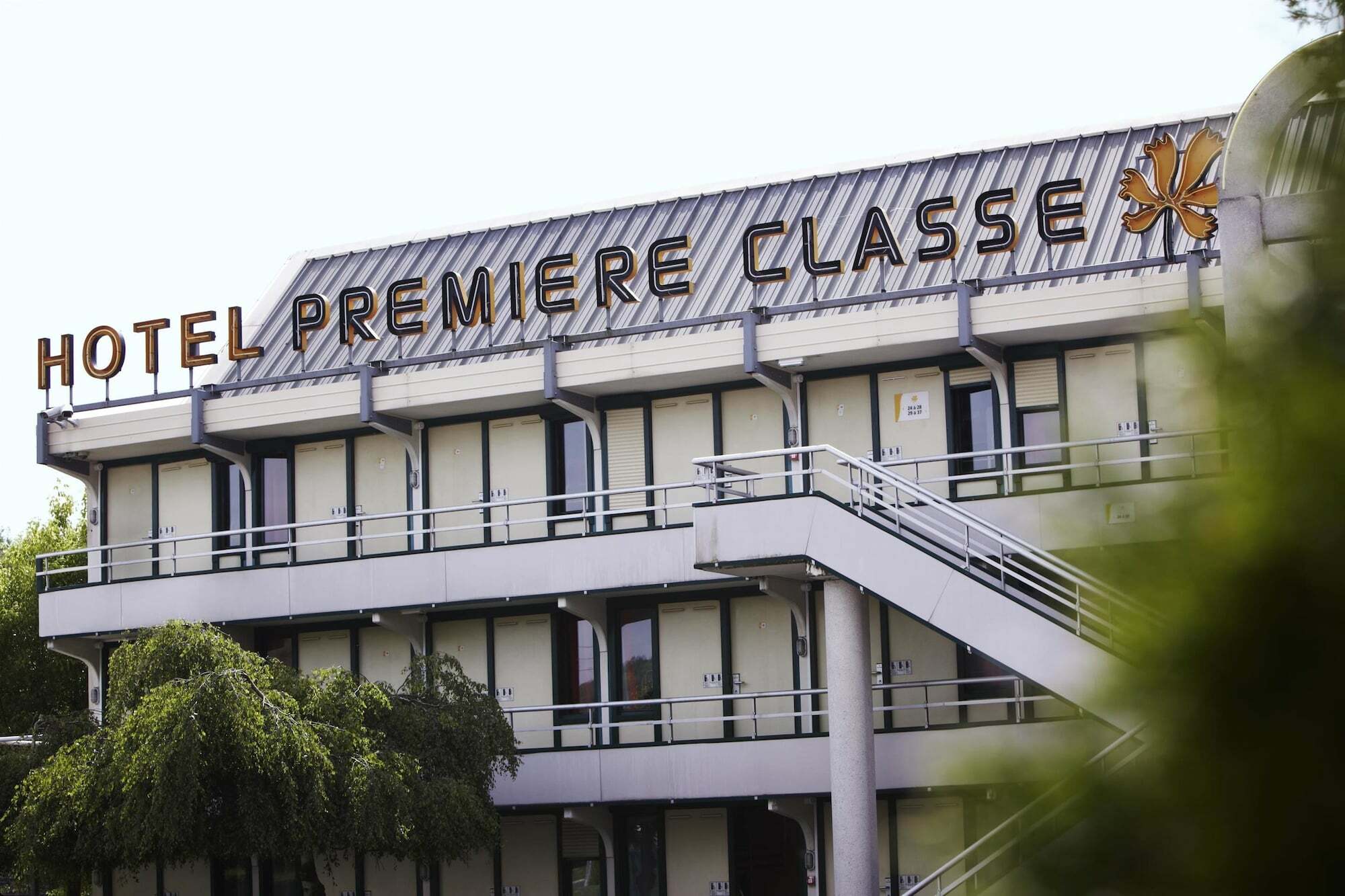 Classic Hotel - Fontenay-Trésigny Zewnętrze zdjęcie